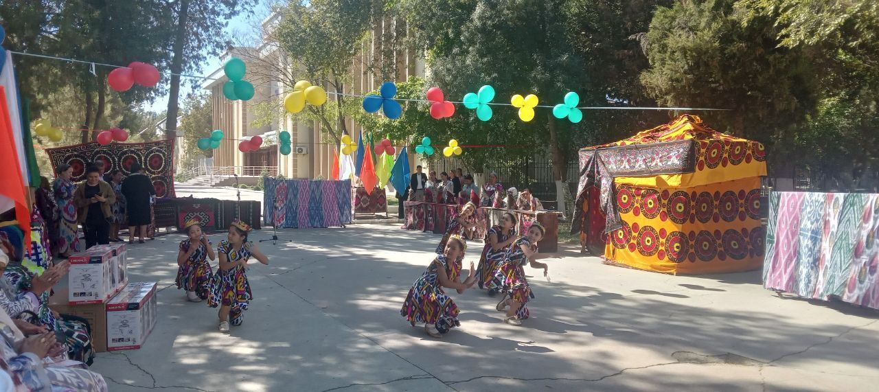 “Xon atlas” festivalini o`tkazildi.